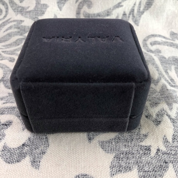 NIB In Loving Memory Bullet Urn Necklace - Picture 9 of 16